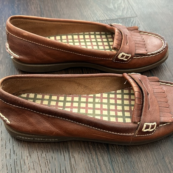 Women’s 6.5 sperry topsider loafers - Picture 3 of 5
